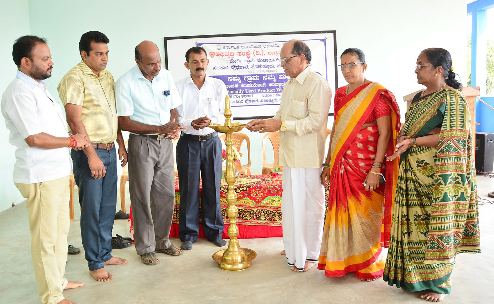 ಪಠ್ಯೇತರ ಚಟುವಟಿಕೆಯಿಂದ ಮಕ್ಕಳ ಸರ್ವಾಂಗೀಣ ಏಳಿಗೆ: ಹೆಸ್ಕತ್ತೂರು